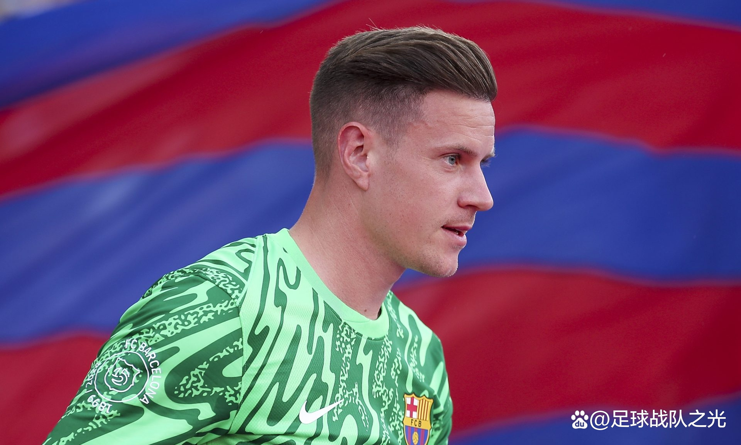 九游体育app-巴萨对阵海港展开拉锯大战，最终险胜对手！