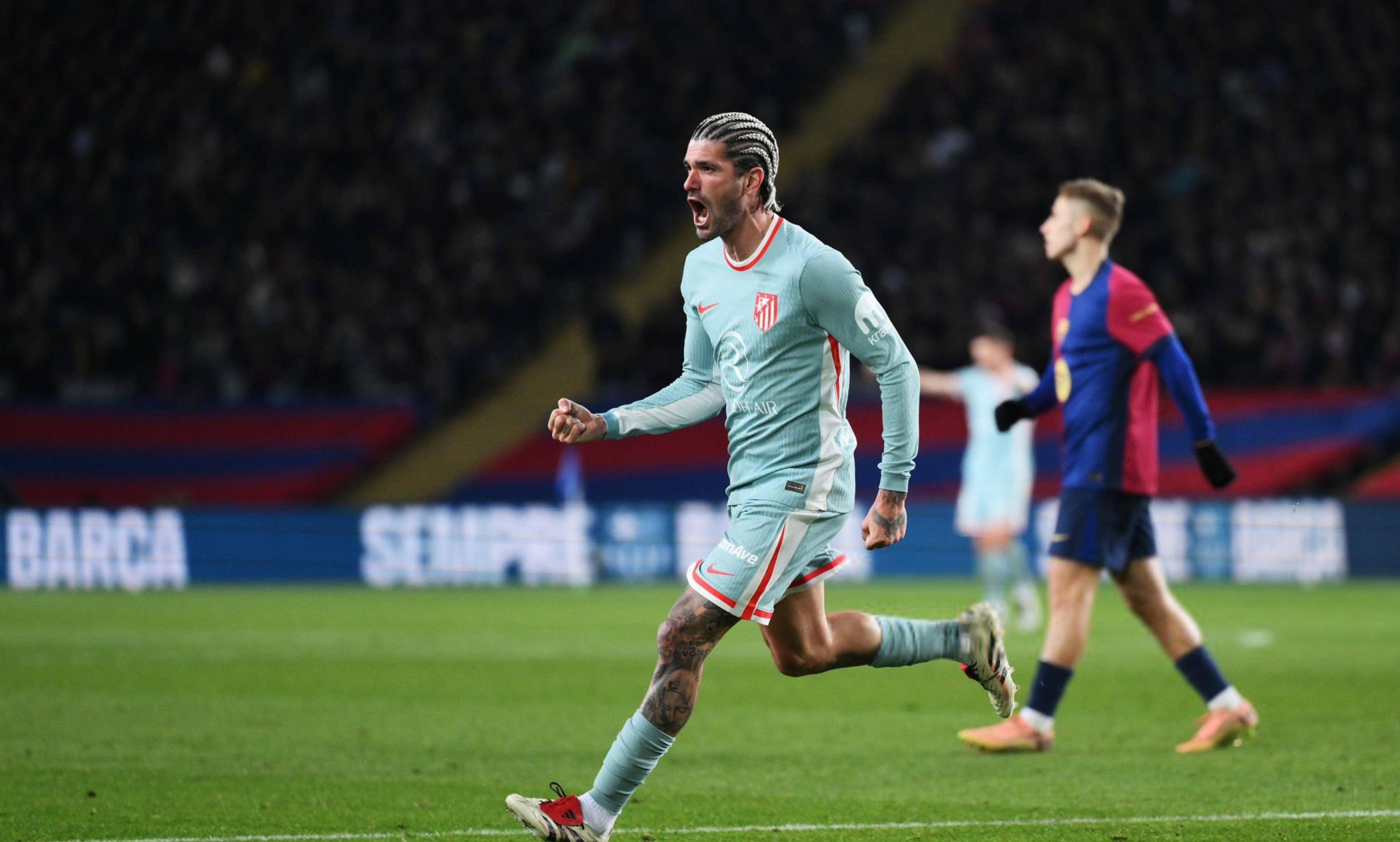 九游体育下载-巴萨后卫神勇救险，助球队成功保级，完成企业.