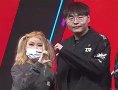 TheShy焦点对战，库里与40激战湖人分钟，爆冷胜负难料！